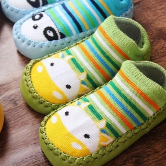 Baby Shoes Socks Animal Infant Sock Shoe Black New - Picture 16 of 16